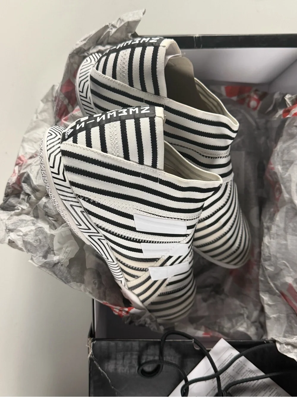 Adidas Messi Nemeziz Tango 17+ 360AGILI Soccer Shoes Black White Gum Slip-On